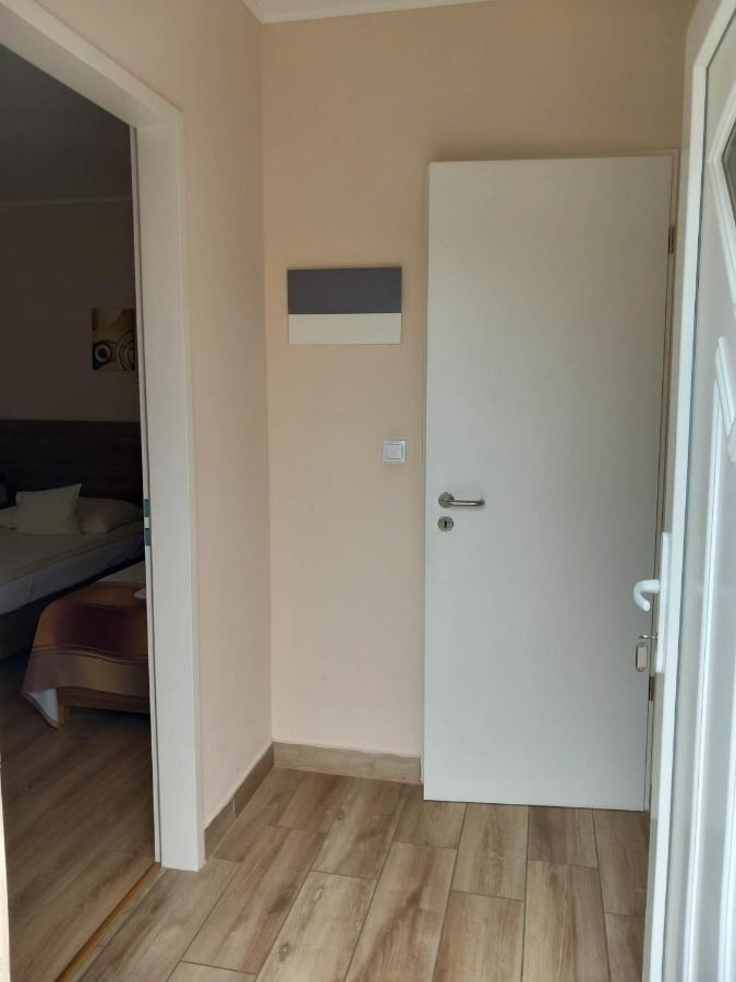 Kata Panzio Hotell Oroszlány Eksteriør bilde